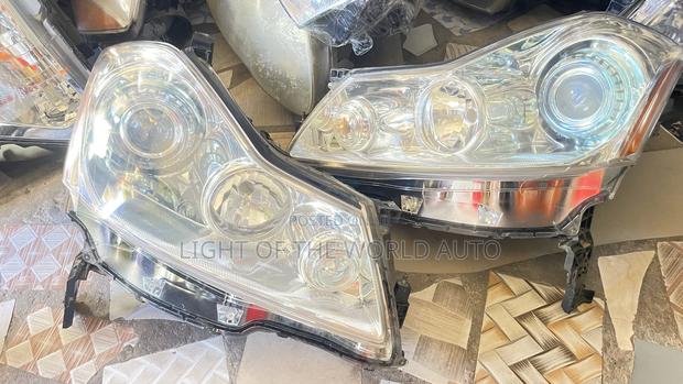 Infiniti M45 Headlight 2010 Charger Type