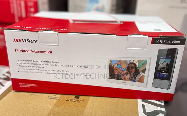Hikvision Ip Video Intercom Kit With Poe Switch Ds-Kis902-S · Photo 3