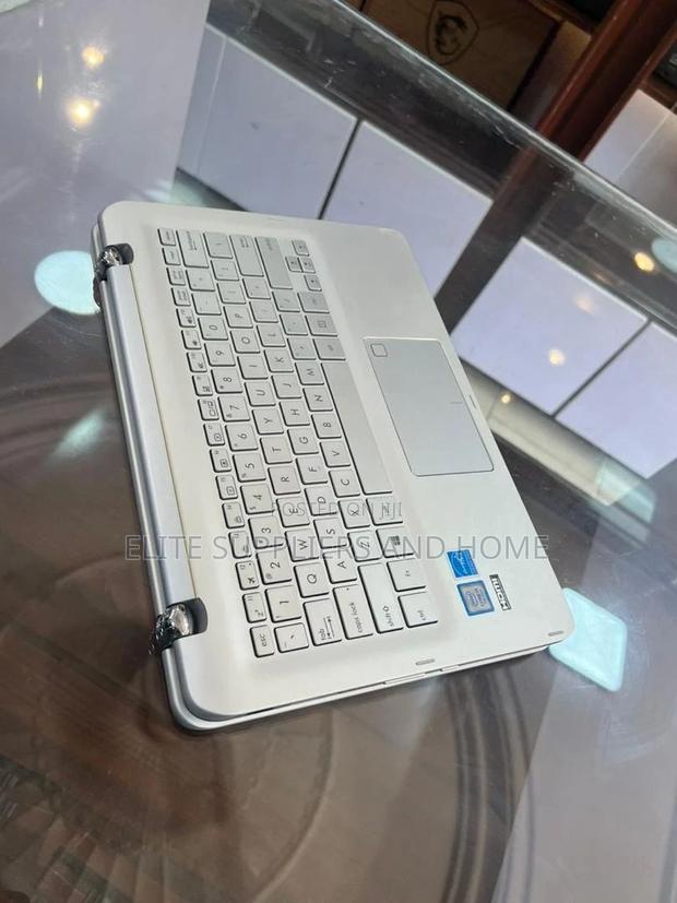 Laptop Asus Q304UA 8GB Intel Core I5 SSD 256GB · Photo 1