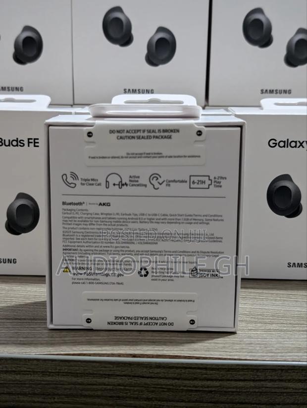 Samsung Galaxy Buds Fe photo 2