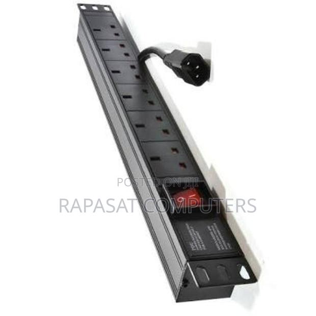6 Ports Metal Power Distribution Unit · Photo 2