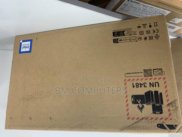 New Laptop HP 15-F272wm 16GB Intel Core I7 SSD 512GB photo 3