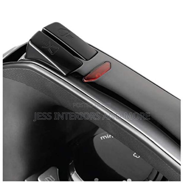 Russell Hobbs Diamond Elite Steam Iron photo 4