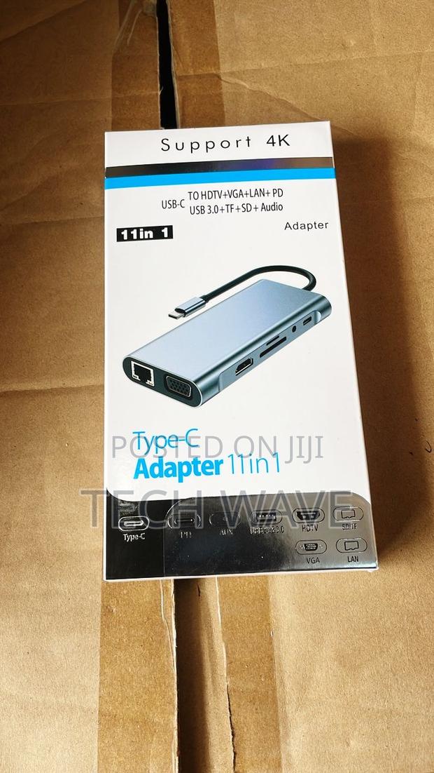 11 in 1 Type C Hub/Docking Station · Photo 2