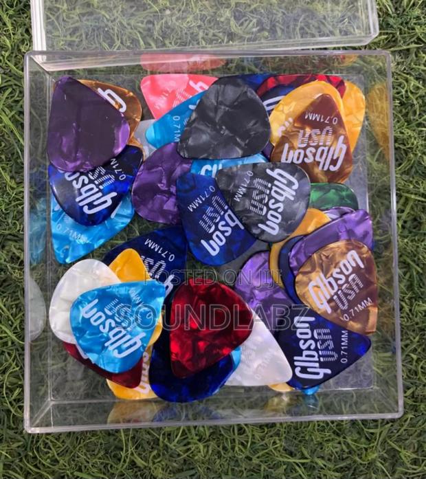 Guitar Picks · Photo 2