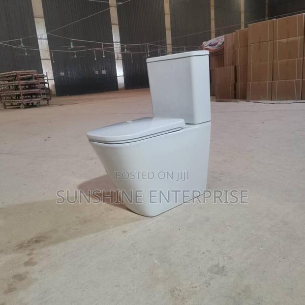 Water Closet-quality · Photo 2