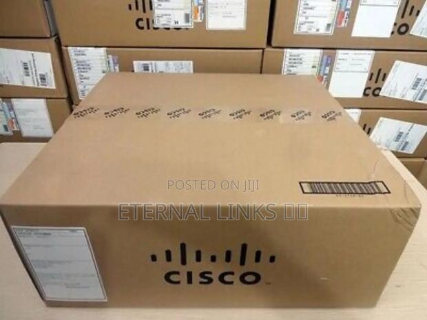 Brand New Cisco 9300 48 Ports Poe+ With Dna License photo 2