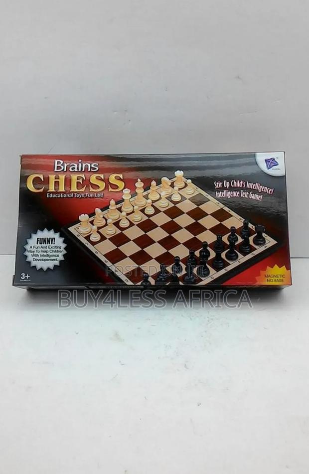 Classic Chess Game · Photo 3