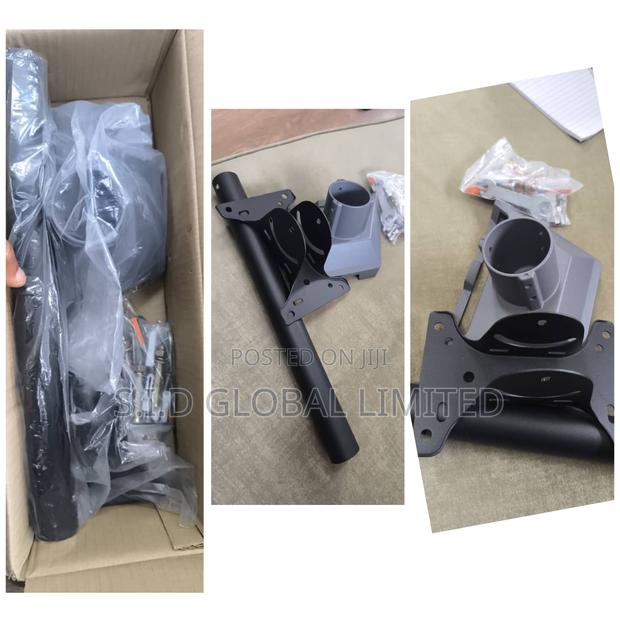 Starlink Gen3 Complete Mounting Kit,Pole, Plate Roof Mount · Photo 3