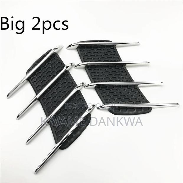 Front Fender Decorative Airflow Side Pads photo 3
