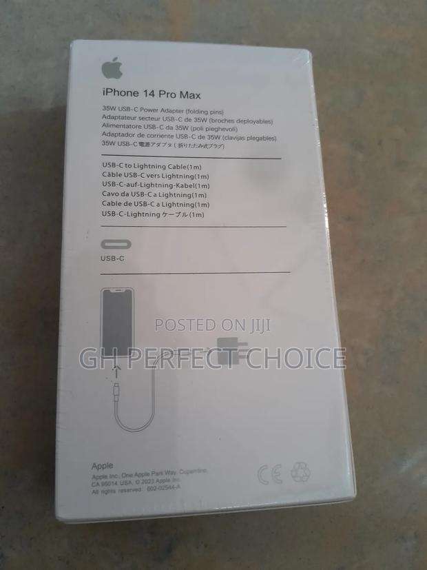Ultra-Durable iPhone Fast Charging · Photo 2