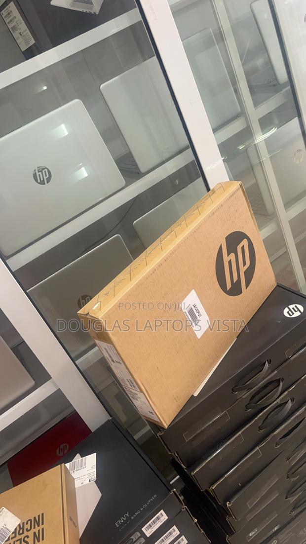 New Laptop HP 15 8GB AMD Ryzen 5 SSD 512GB photo 2