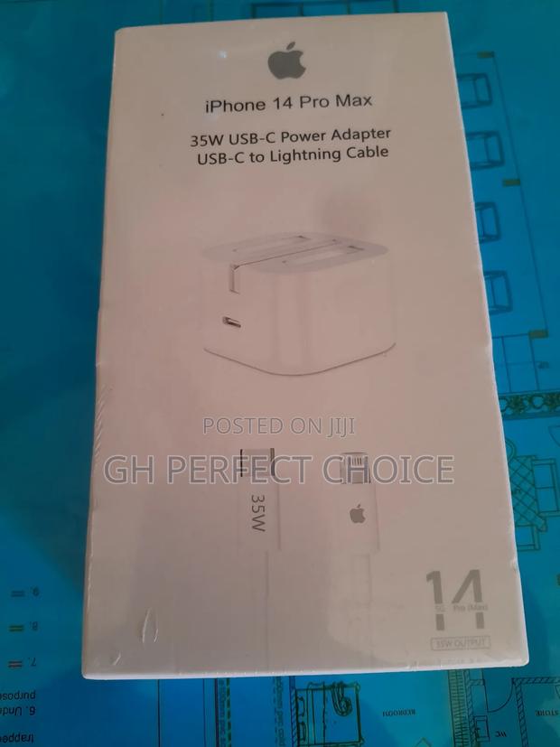 Powerful Super Fast iPhone Charger · Photo 2
