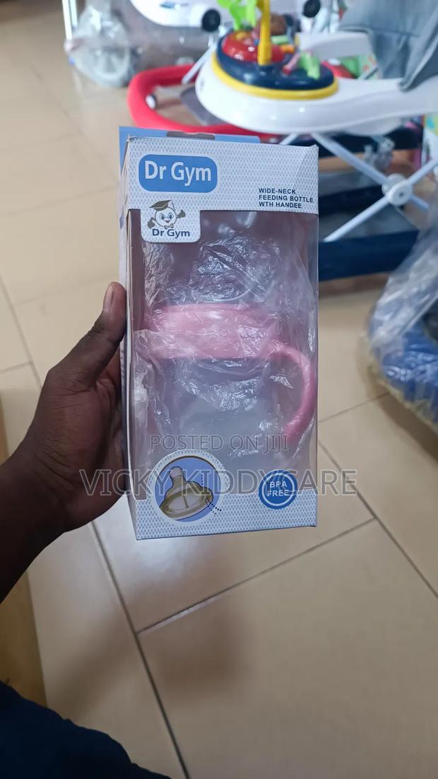 Baby Feeding Bottle · Photo 4