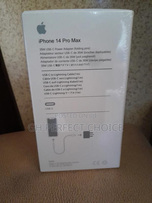 Trustworthy Super Fast Charging · Photo 2