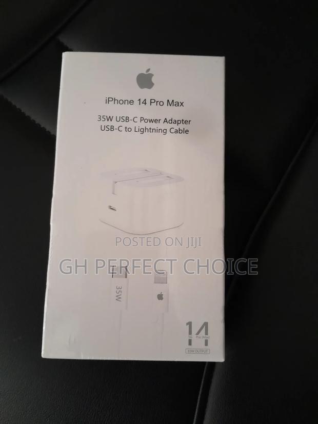 Trustworthy Super Fast Charging · Photo 1