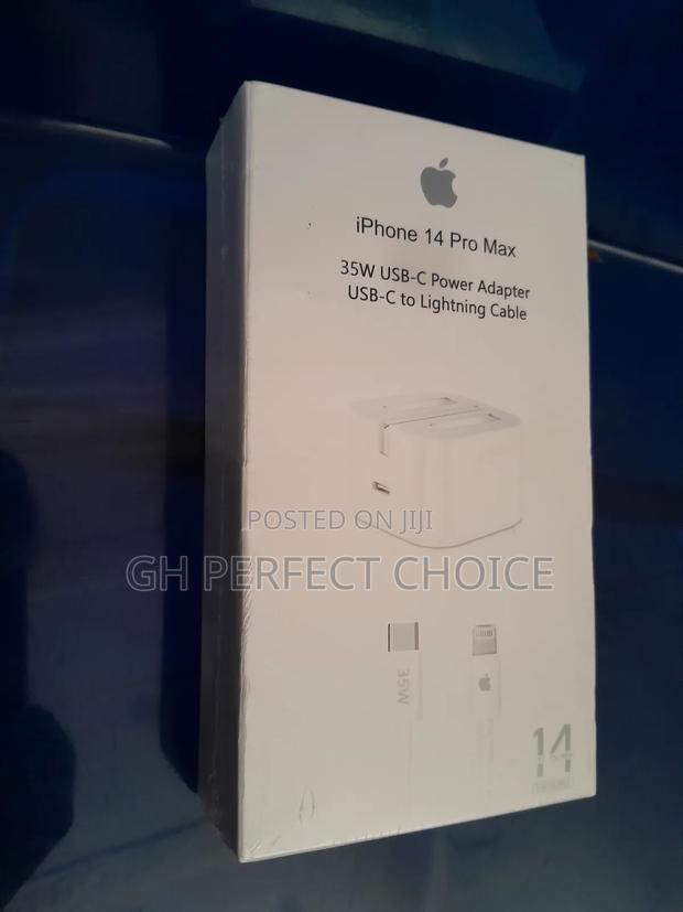 The Leading Apple Type C Charger · Photo 1