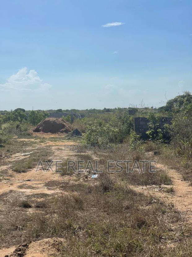 Legal Site Plan and Indenture on Half Plot - Prampram · Photo 4