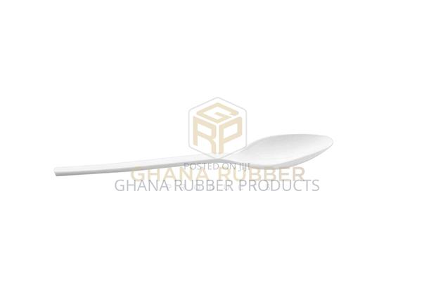 Plastic Spoons (2000pcs) · Photo 4
