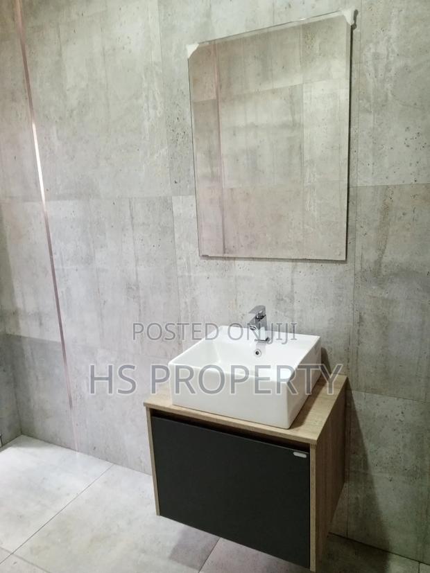 12bdrm Block of Flats in East Legon for rent photo 17