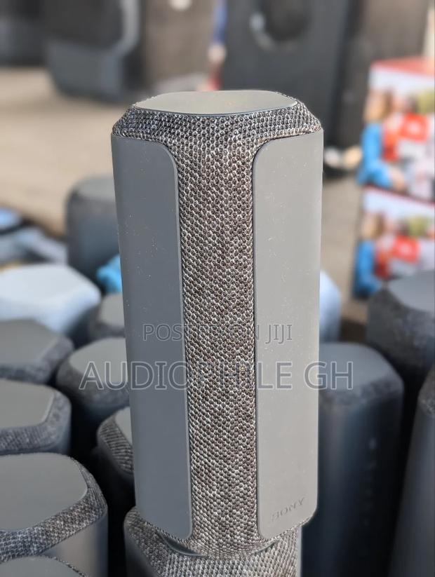 Sony SRS-XE200 X-Series Wireless Portable-Bluetooth-Speaker photo 3