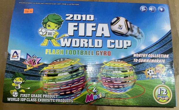 2010 FIFA World Cup Flash Football Gyro · Photo 3