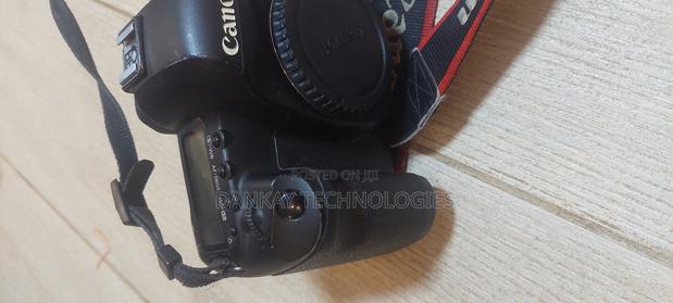 Canon 5d Mark Ii Camera Body Only photo 3