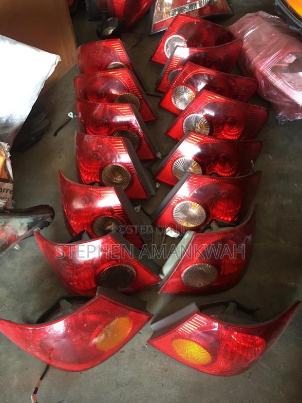 Toyota Corolla 2003-2008 Taillight Pair