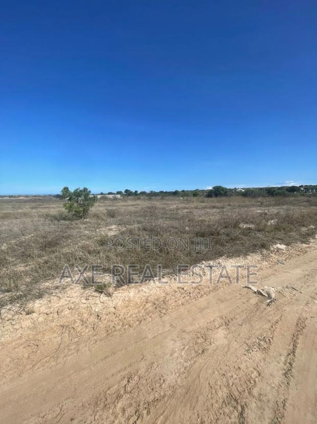 Unique Area Estate Lands at Prampram Beach Lane · Photo 4