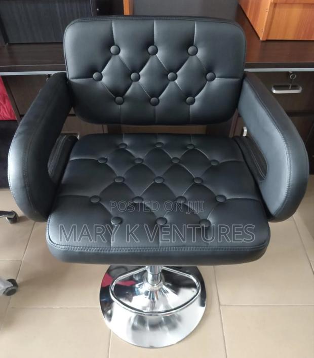 Makeup Chair