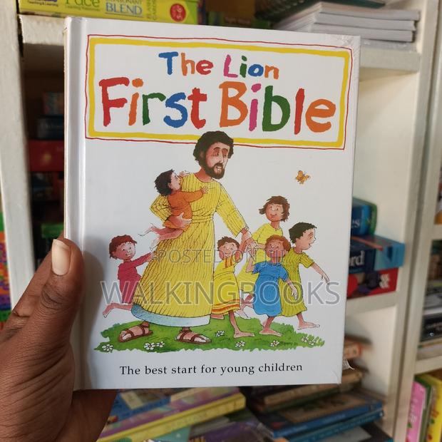 The Lion First Bible · Photo 2