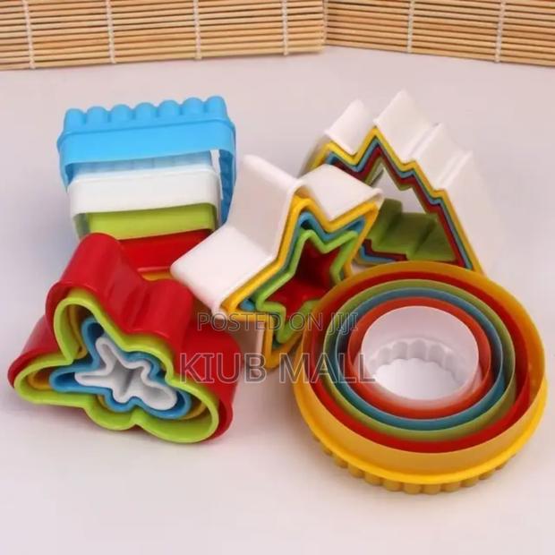 Pie / Biscuit Cutter photo 2