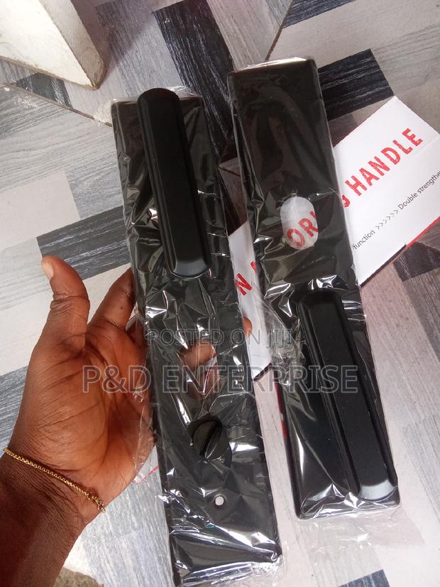 Security Door Black Handle · Photo 2