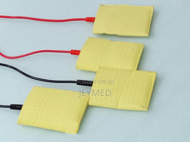 Sponge Electrode · Photo 4