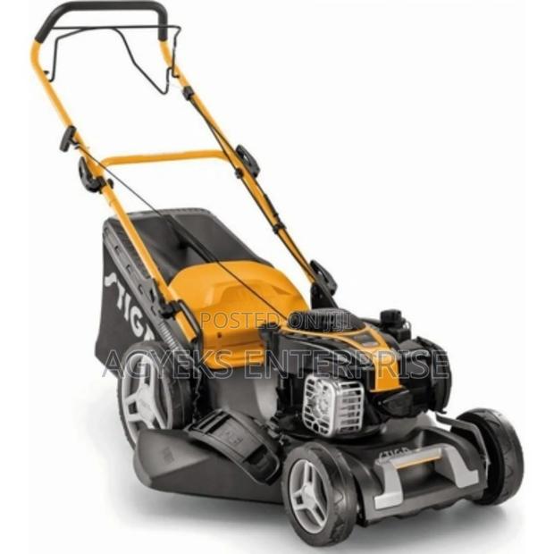 Honda Powered Stiga Lawn Mower · Photo 3
