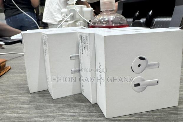 Apple Airpods 4 · Photo 4