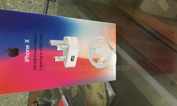 Apple iPhone Charger · Photo 4