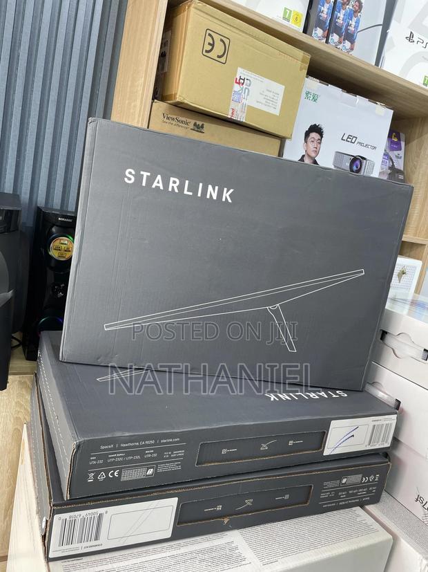 Standard and Complete Gen3 Starlink · Photo 1