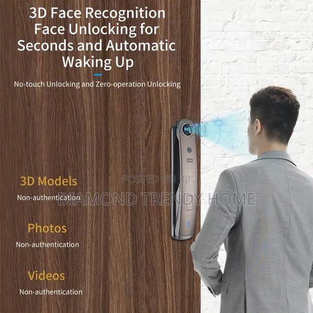 Smart Door Lock With Face Unlock photo 3