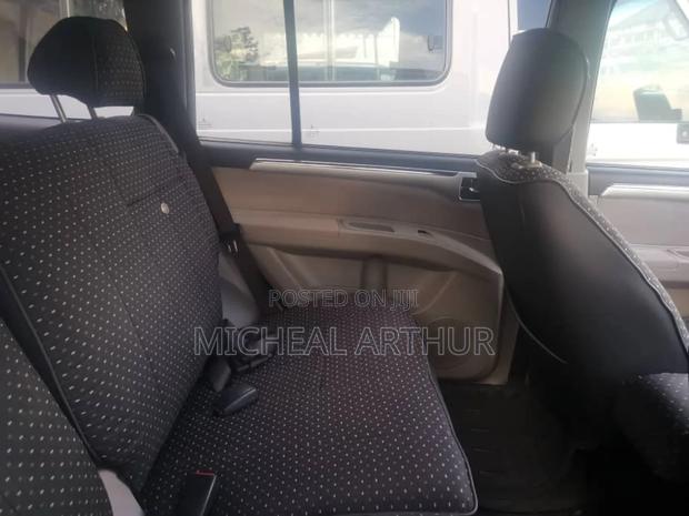 Mitsubishi Pajero 3.2 Di-Dc GLS 2011 Black photo 2