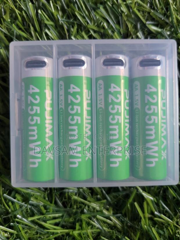 Type C Rechargeble Batteries · Photo 4