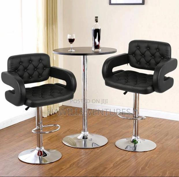 Comfortable PU Leather Bar Stool. · Photo 1
