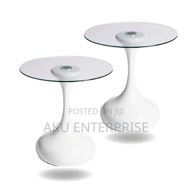 Glass Round Centre Table · Photo 3