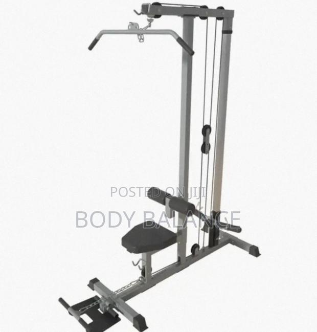Lat Pull Up · Photo 3