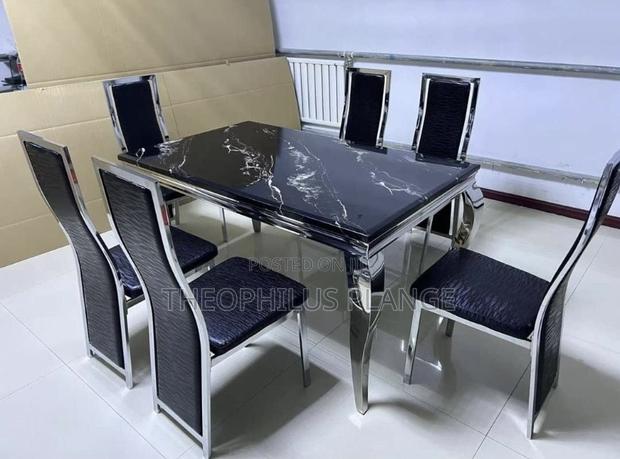6 Seater Mable Dining Table Set