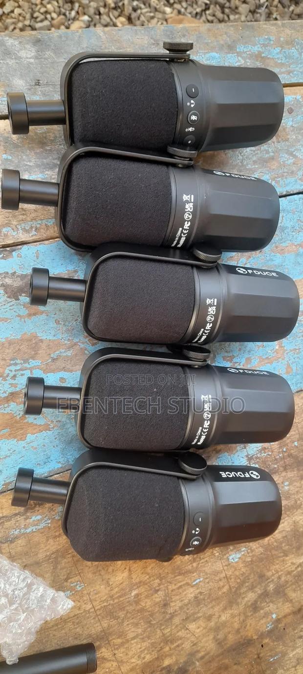 Podcast AMD Vocal Microphones for Rent photo 4