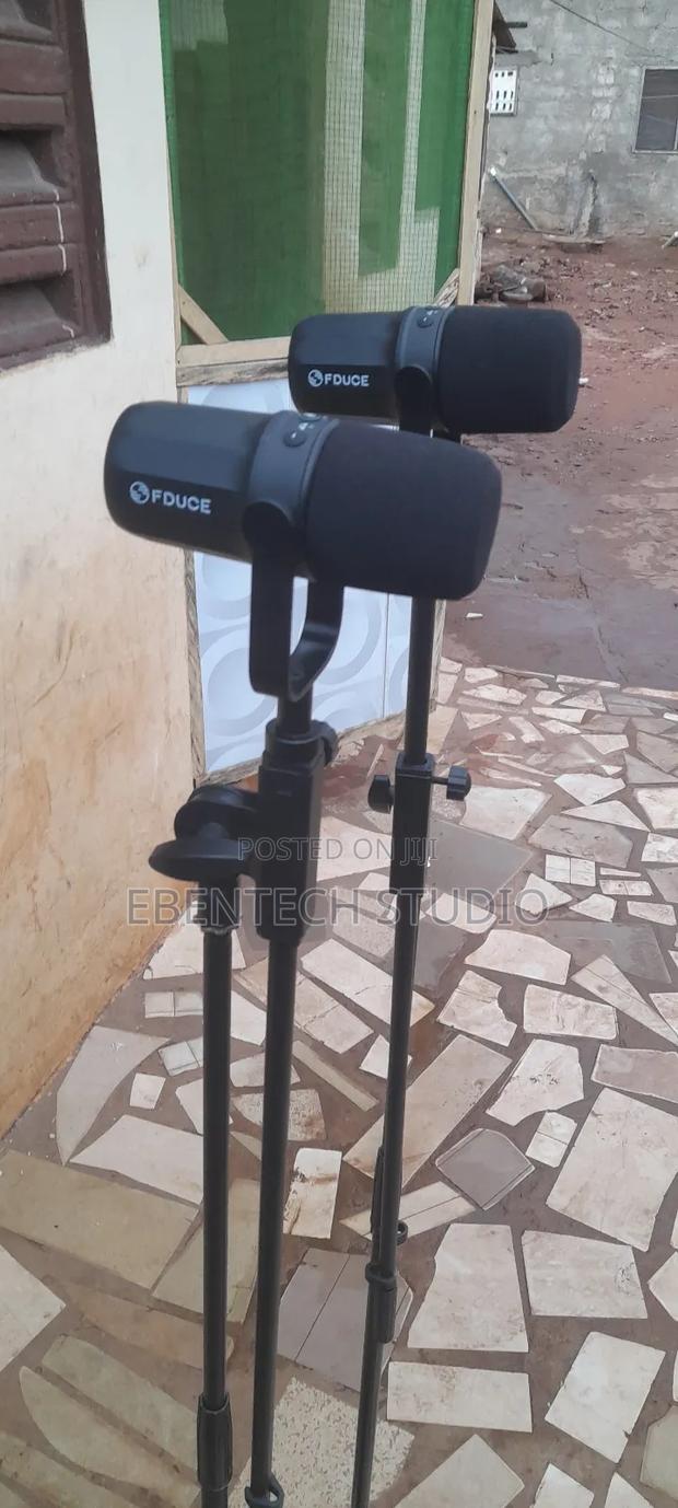 Podcast AMD Vocal Microphones for Rent photo 8