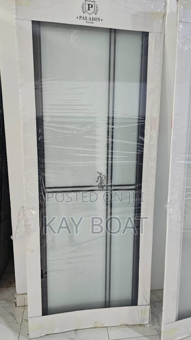 A Strong Glass Door · Photo 2