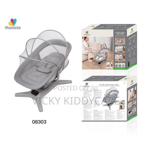 Mastela X Multi Motion Baby Swing · Photo 2
