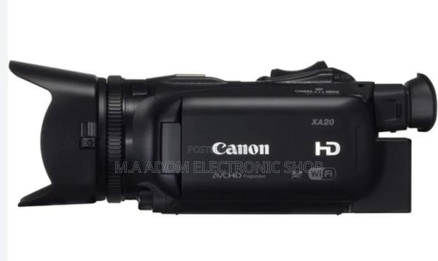 Canon Xa 20 Professional HD Camcorder · Photo 2
